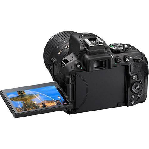 Câmera Digital DSLR Nikon D5300 sensor CMOS DX 24.2MP 18-55mm